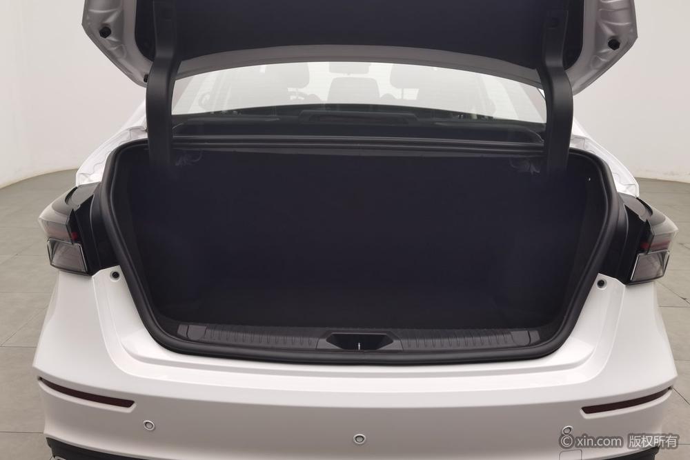 Chery Arrizo 5 PLUS