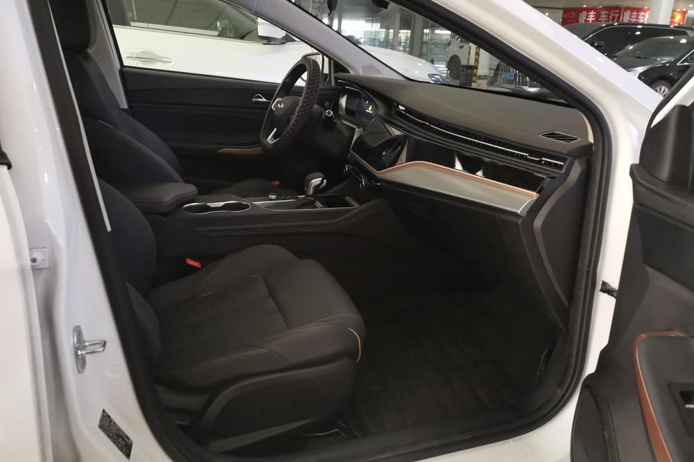 Chery Arrizo 5 PLUS