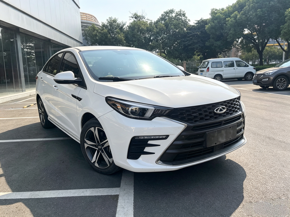 Chery Arrizo 5 PLUS