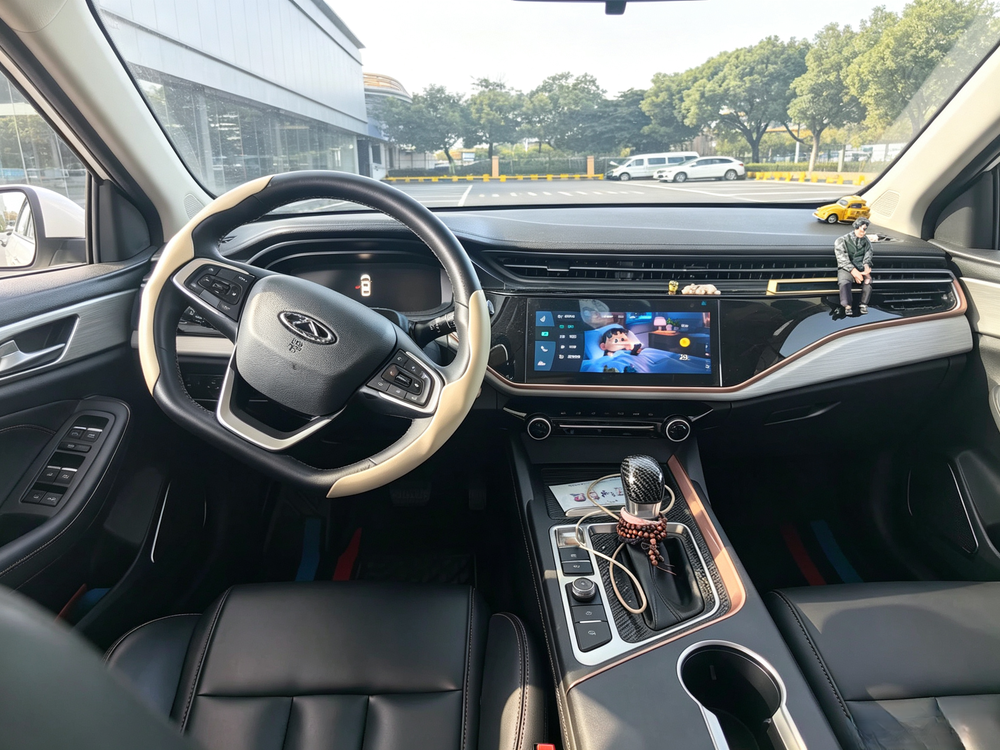 Chery Arrizo 5 PLUS