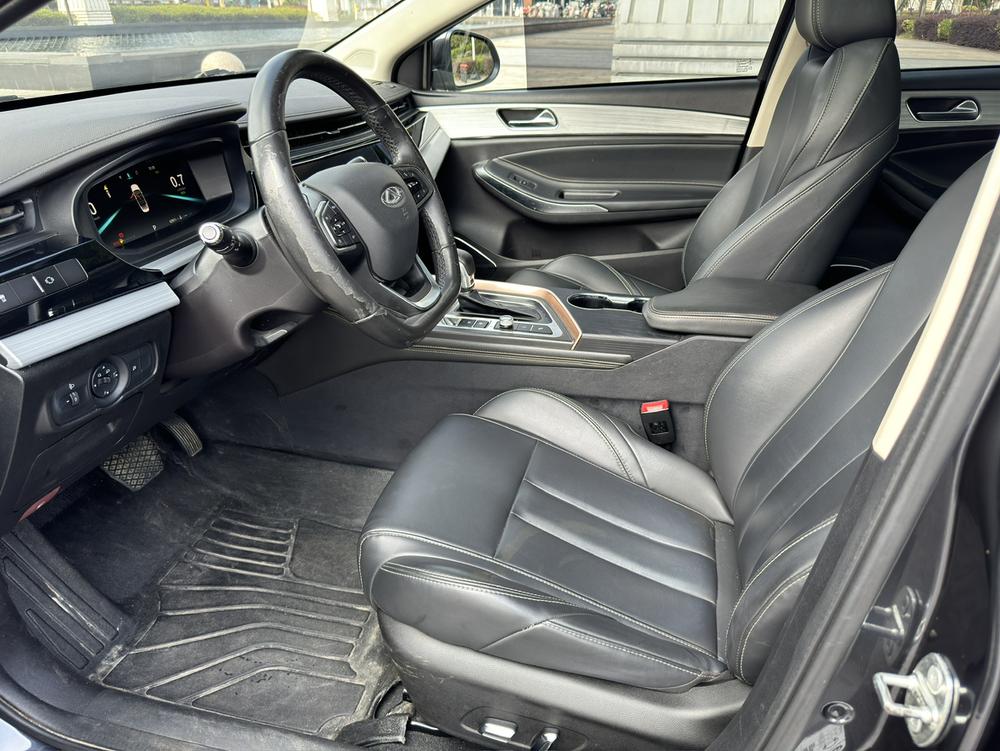 Chery Arrizo 5 PLUS