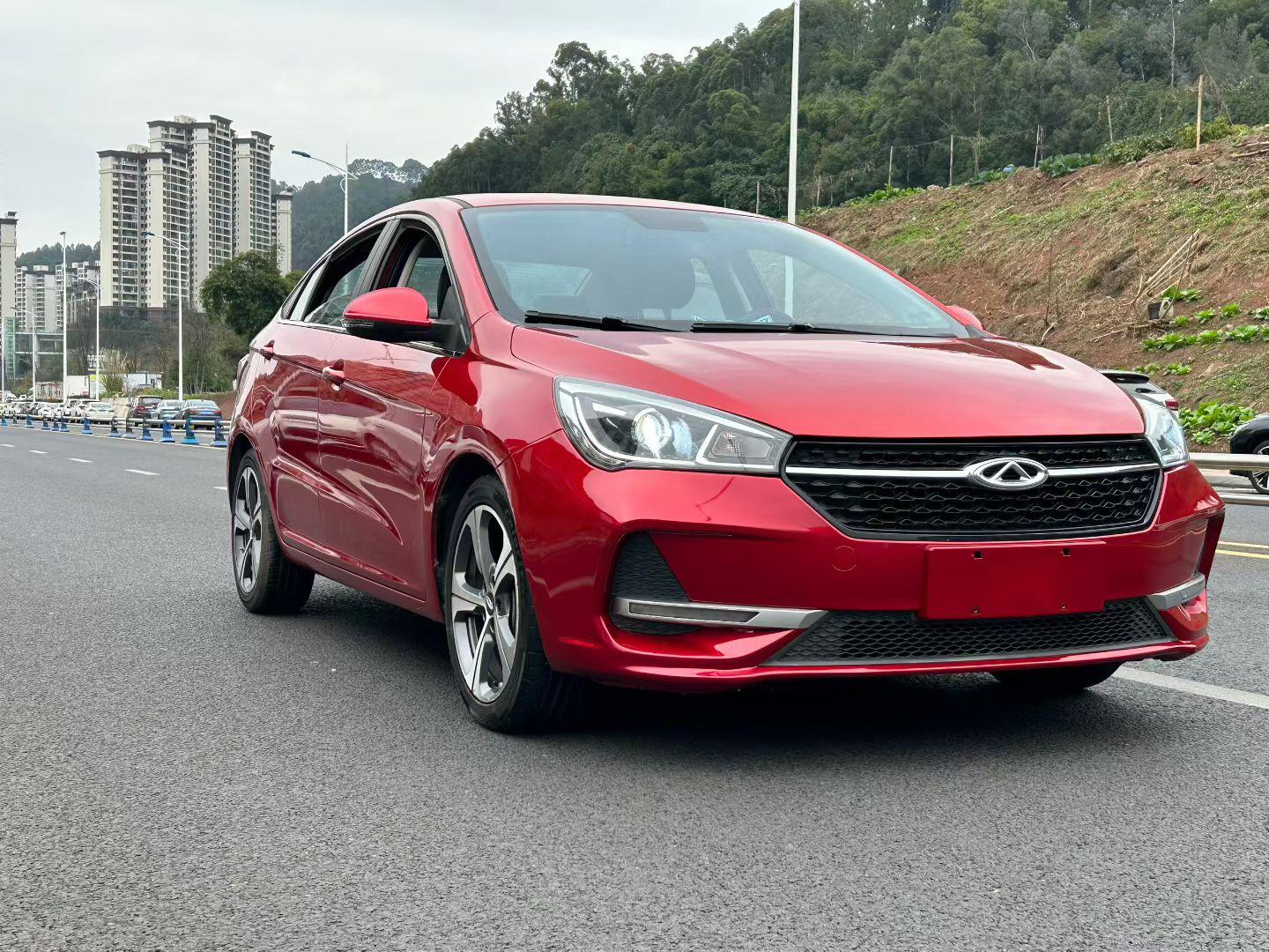 Chery Arrizo 5