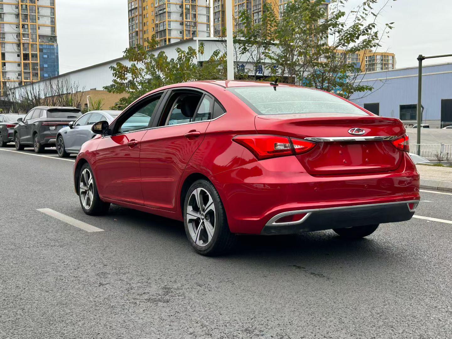 Chery Arrizo 5