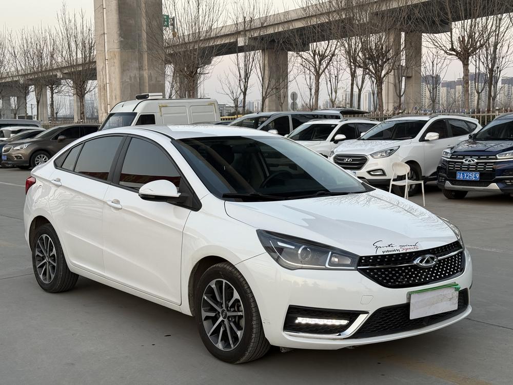 Chery Arrizo 5