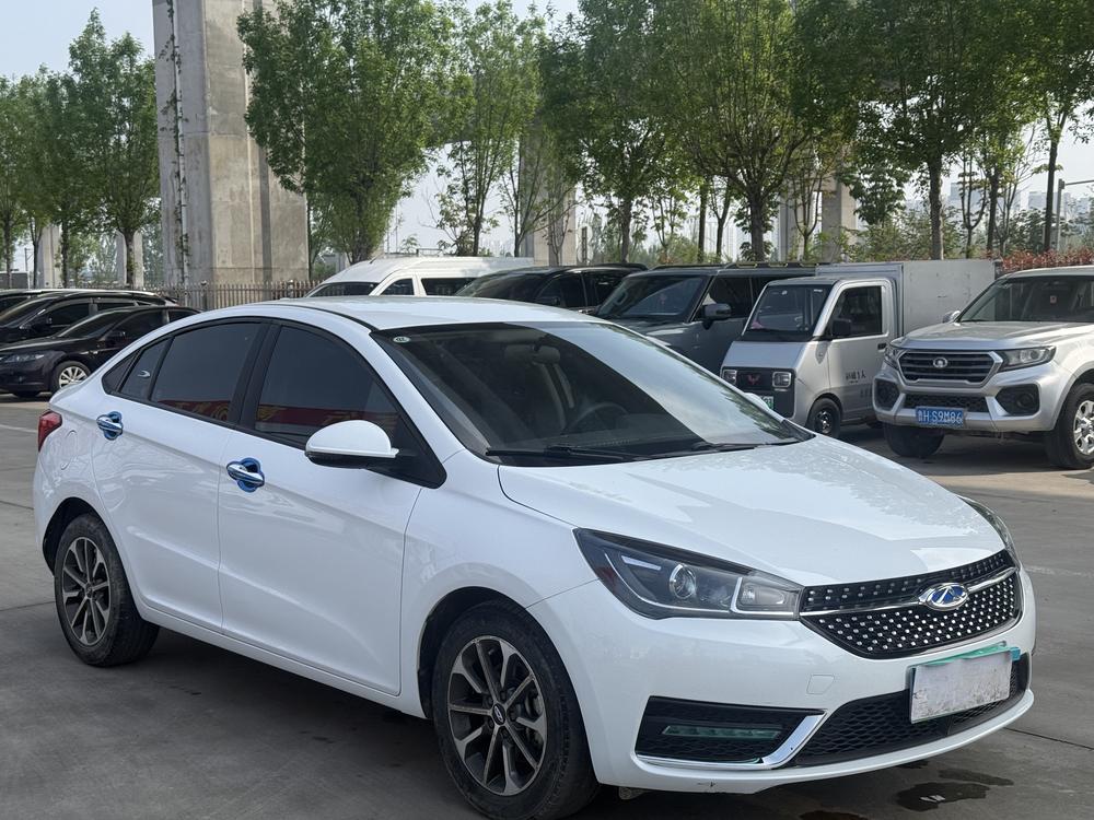 Chery Arrizo 5
