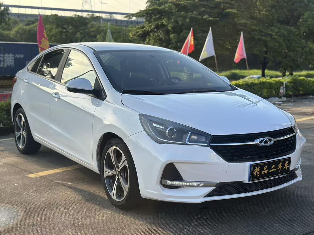 Chery Arrizo 5