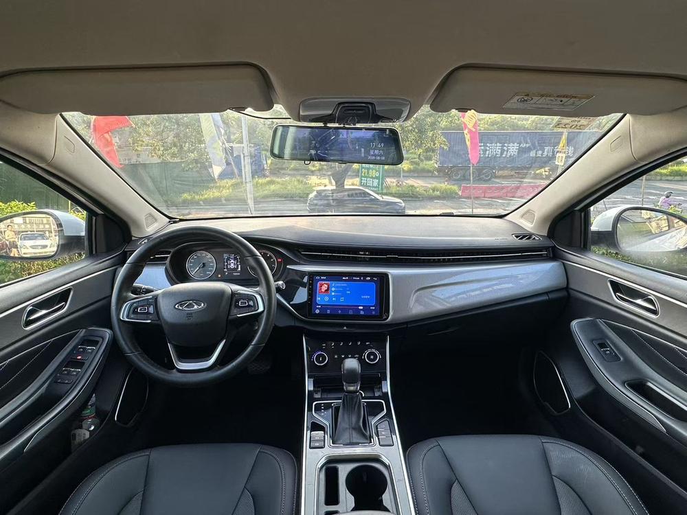 Chery Arrizo 5
