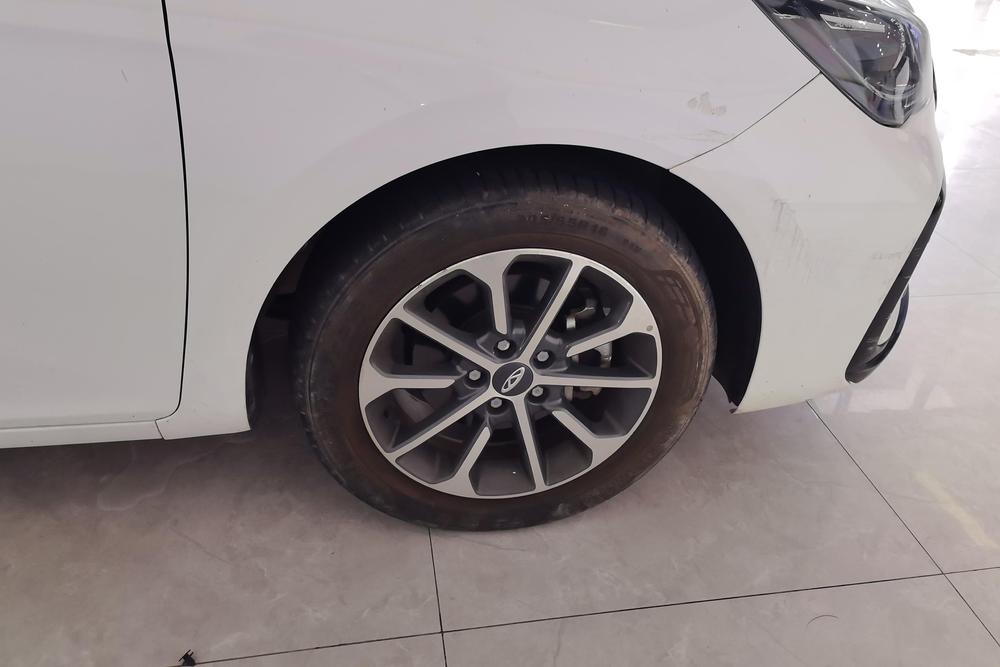 Chery Arrizo 5