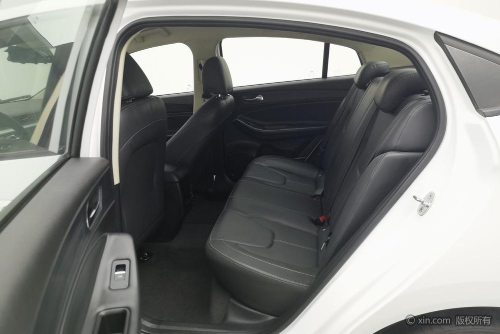 Chery Arrizo 5
