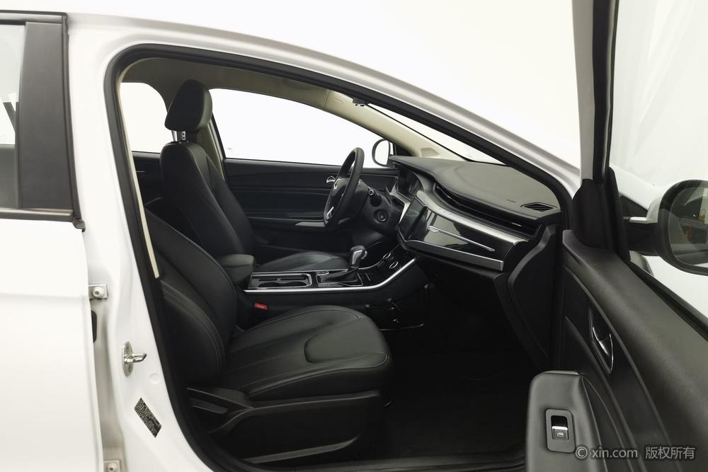 Chery Arrizo 5