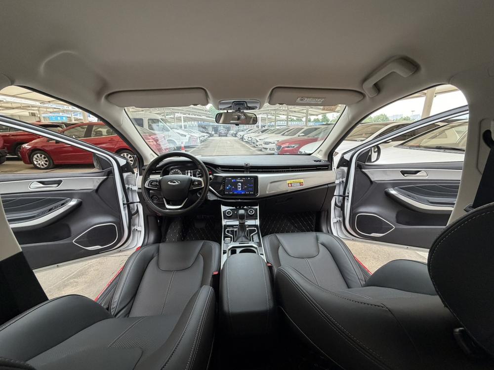 Chery Arrizo 5