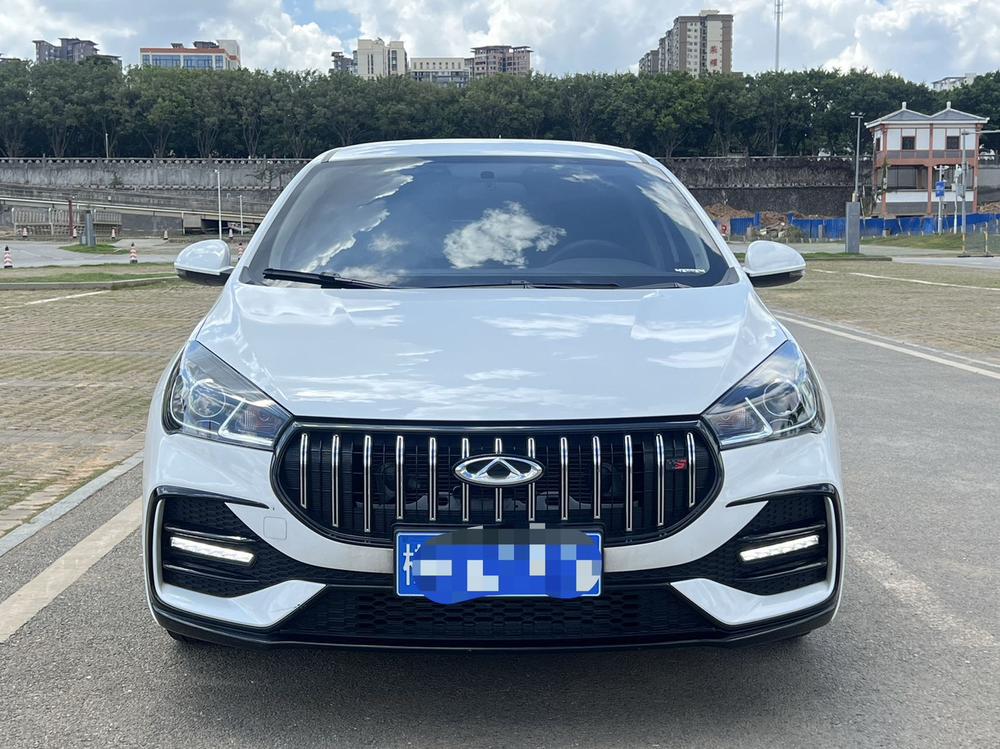 Chery Arrizo 5