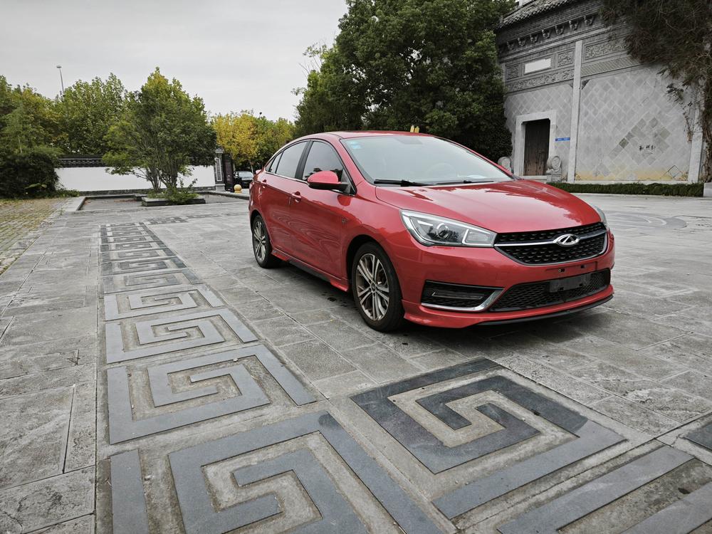Chery Arrizo 5
