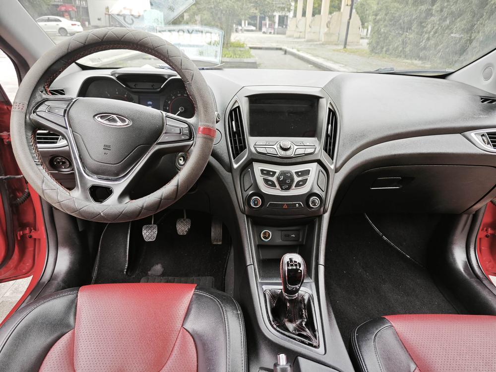 Chery Arrizo 5