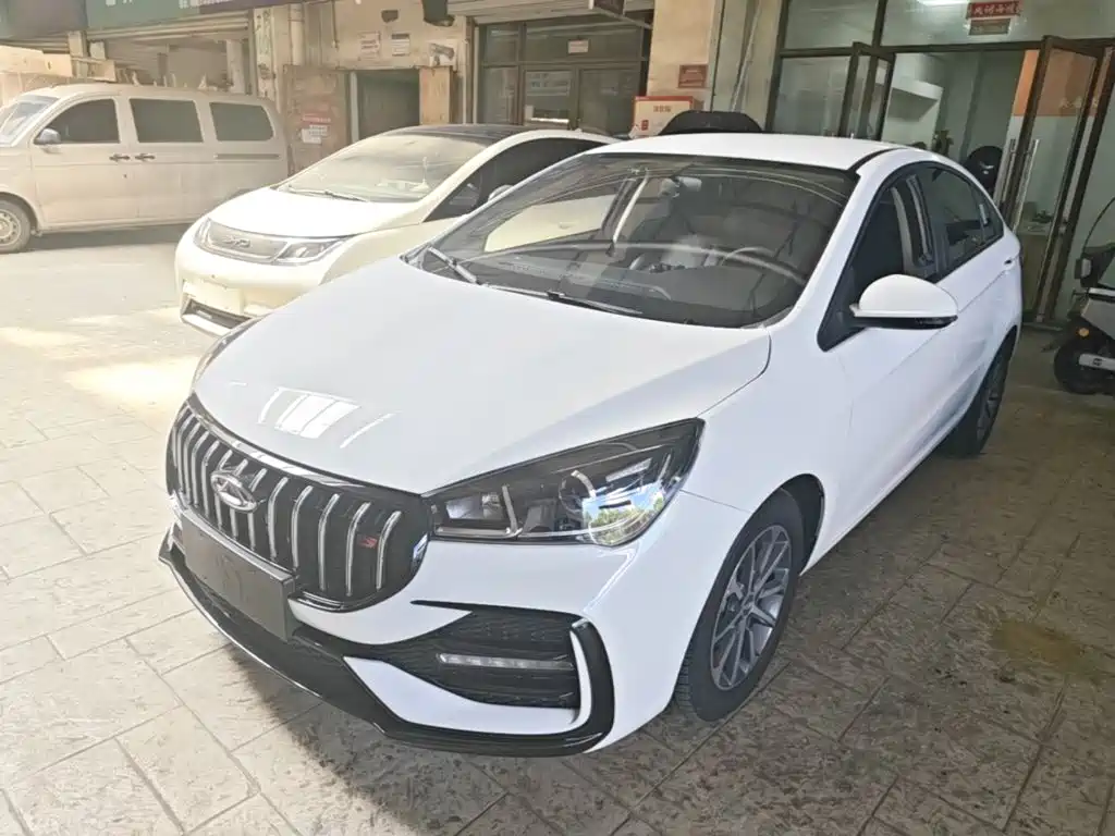 Chery Arrizo 5