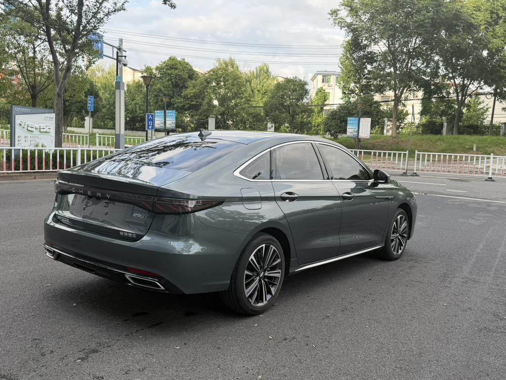 Chery Arrizo 8 PRO