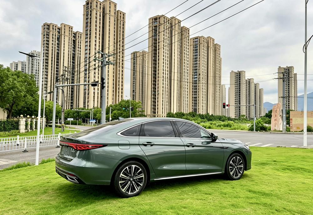 Chery Arrizo 8 PRO
