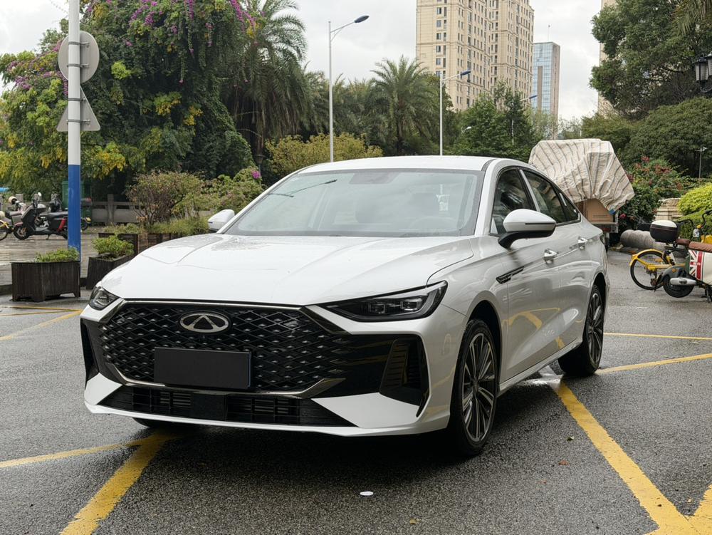 Chery Arrizo 8 PRO