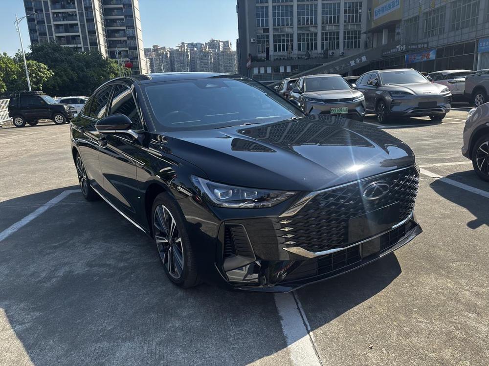 Chery Arrizo 8 PRO