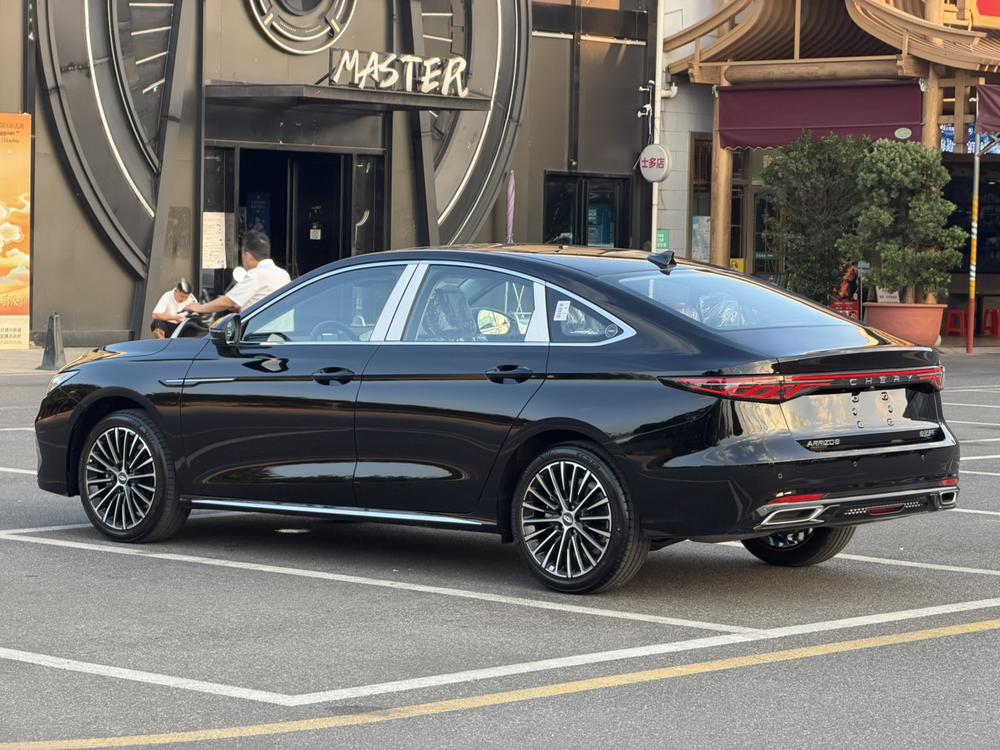 Chery Arrizo 8 PRO