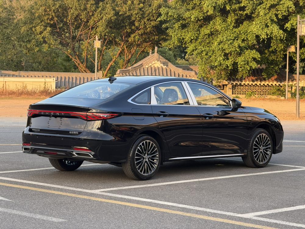 Chery Arrizo 8 PRO