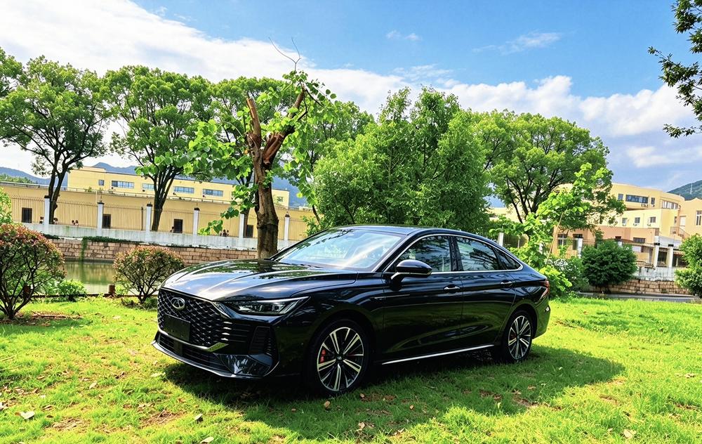 Chery Arrizo 8 PRO