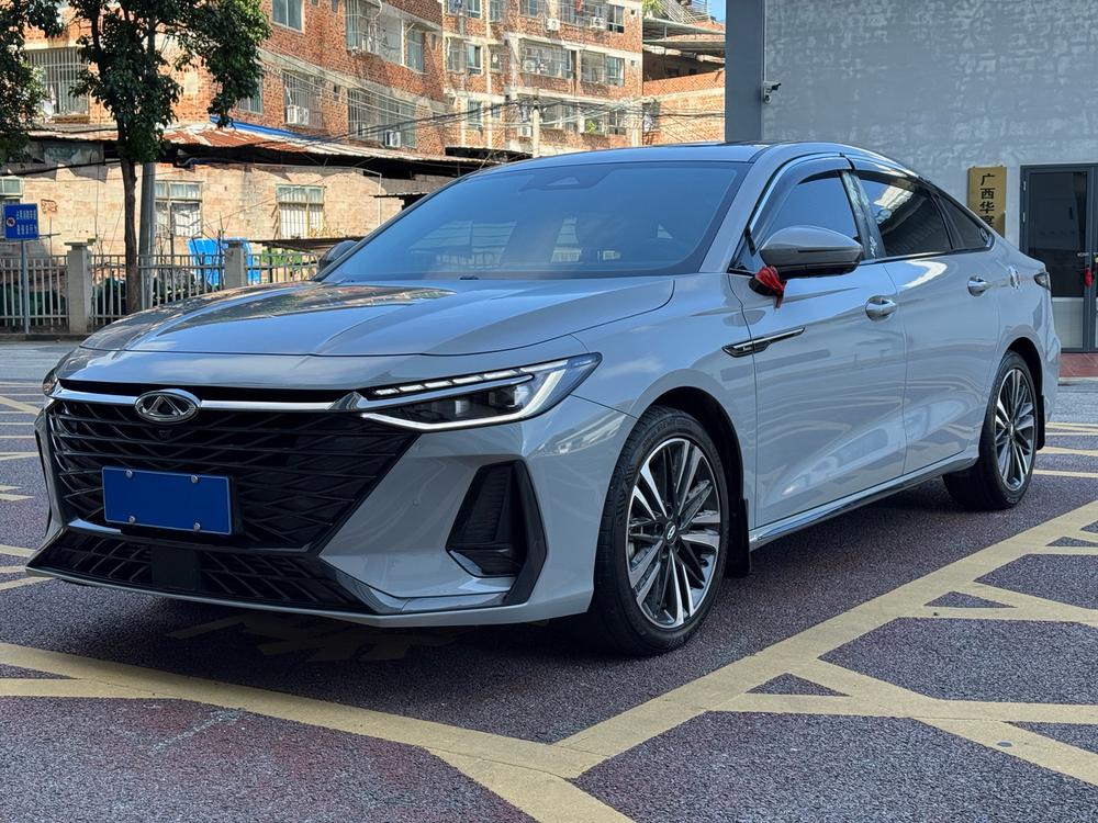 Chery Arrizo 8