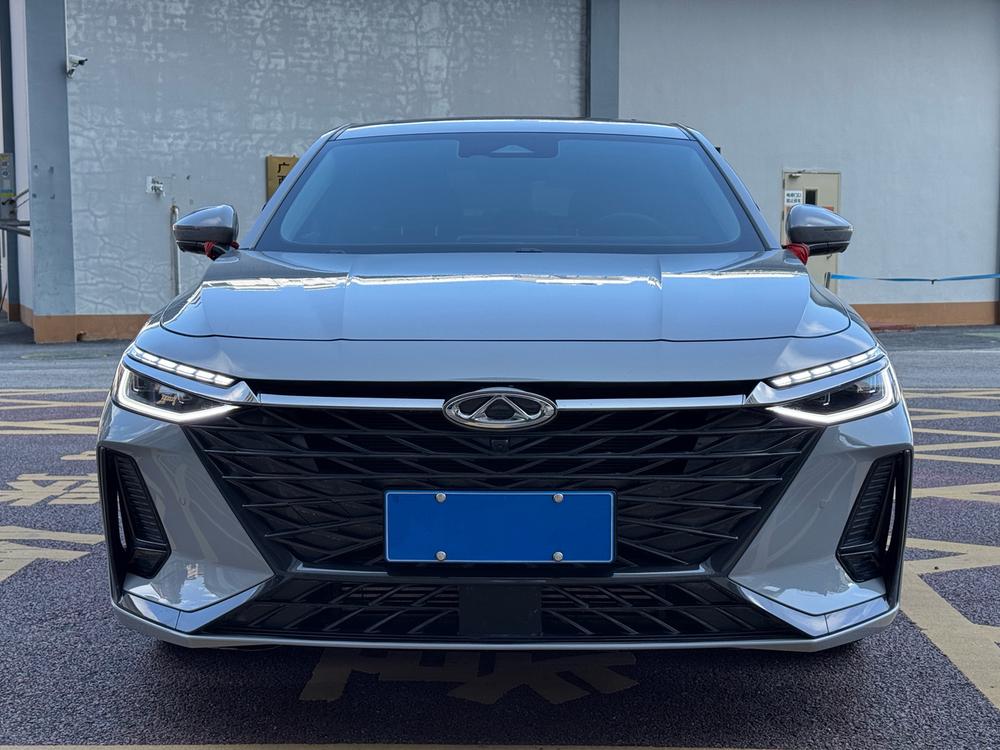Chery Arrizo 8