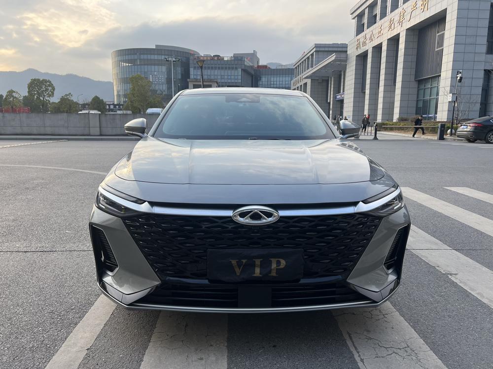 Chery Arrizo 8