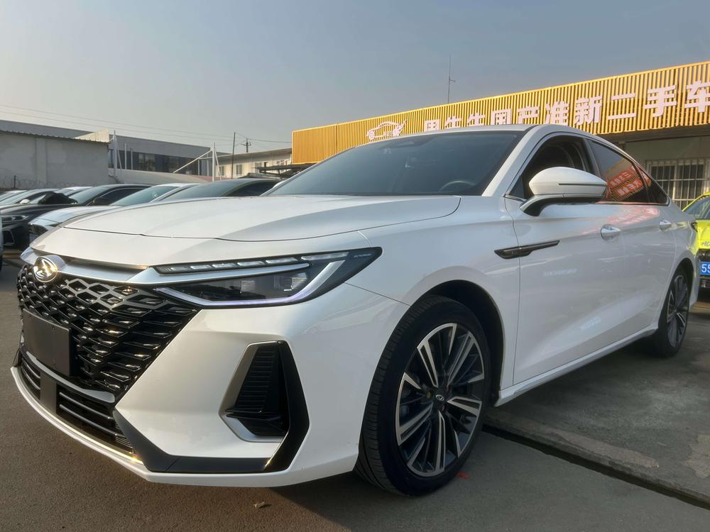 Chery Arrizo 8