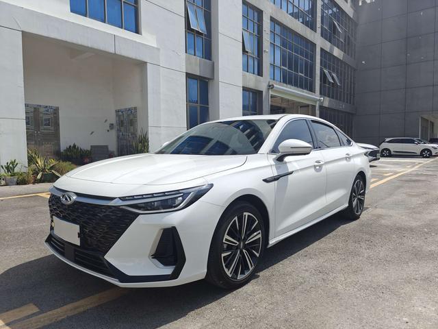 Chery Arrizo 8