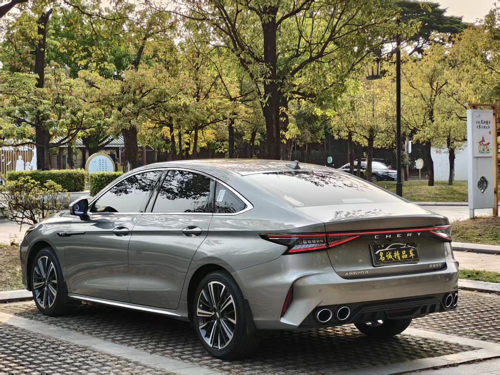 Chery Arrizo 8