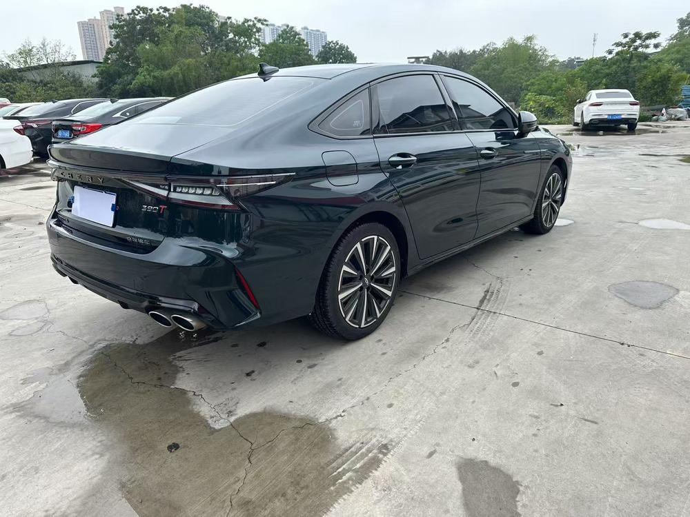 Chery Arrizo 8