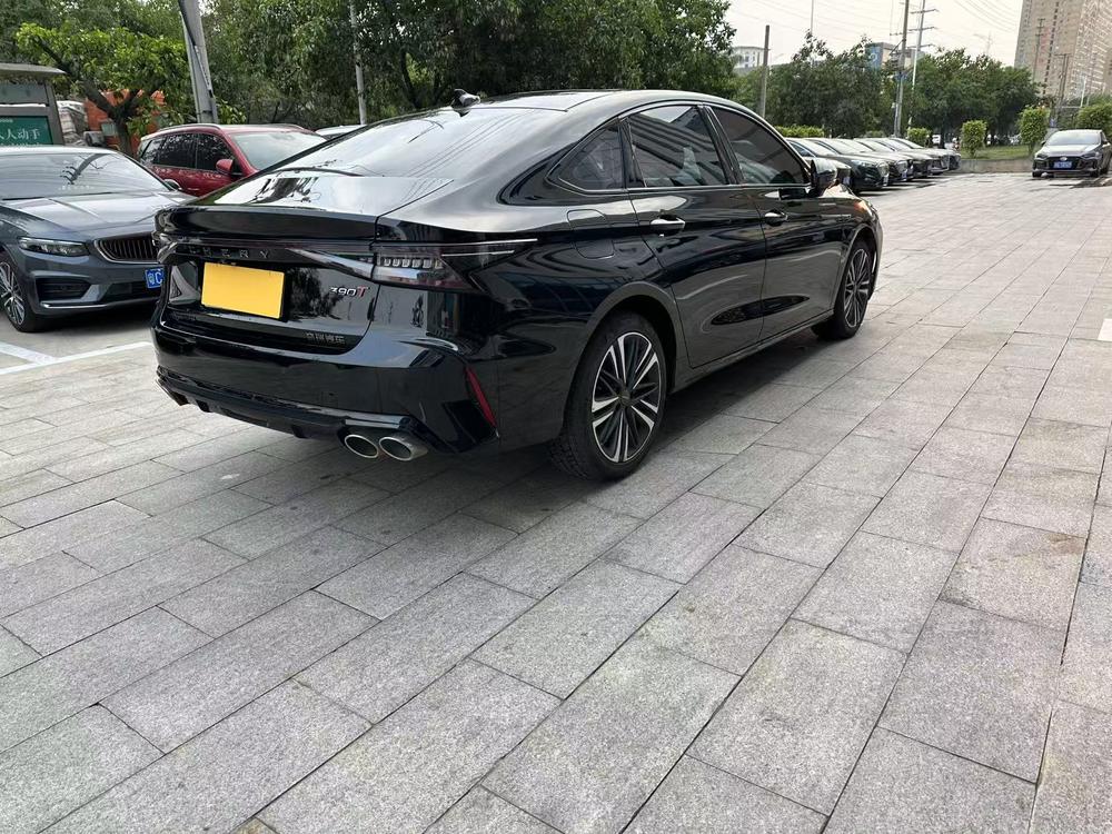 Chery Arrizo 8