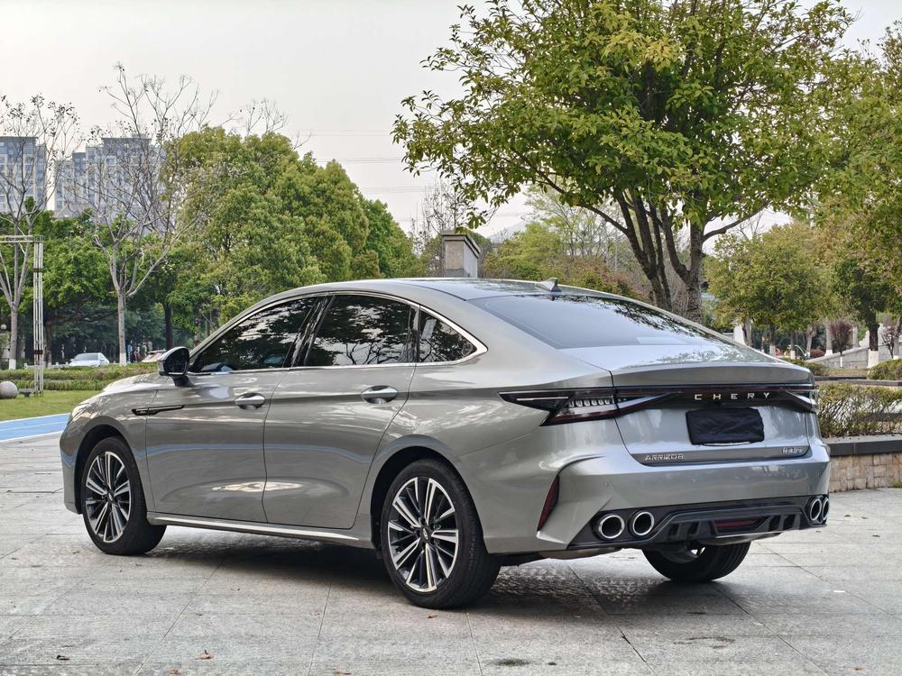 Chery Arrizo 8