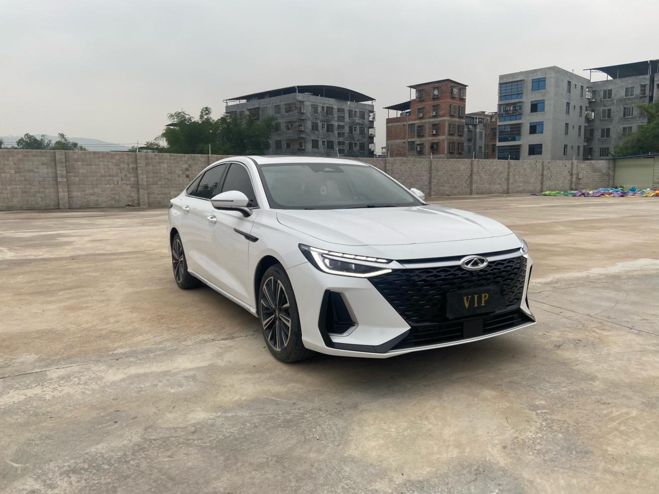 Chery Arrizo 8