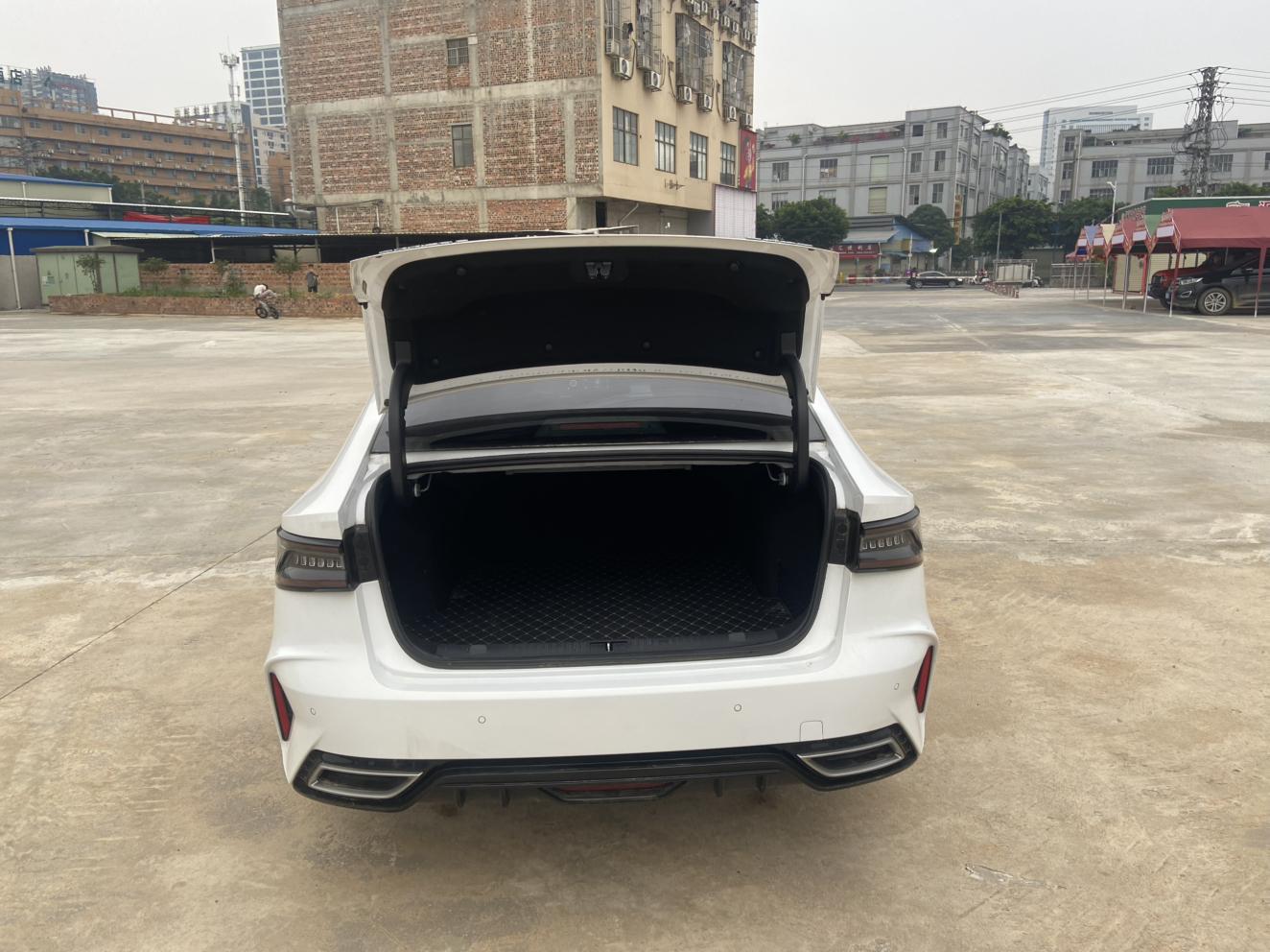 Chery Arrizo 8