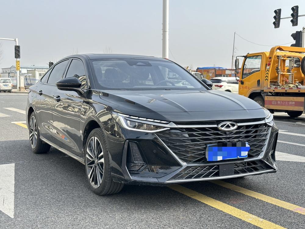 Chery Arrizo 8