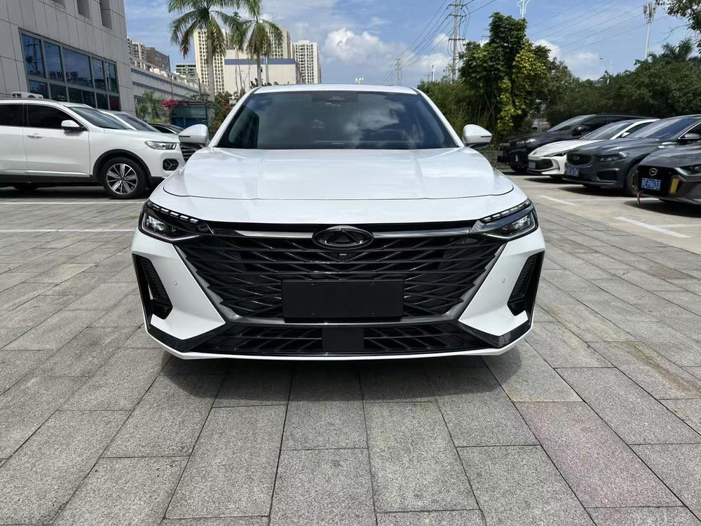 Chery Arrizo 8