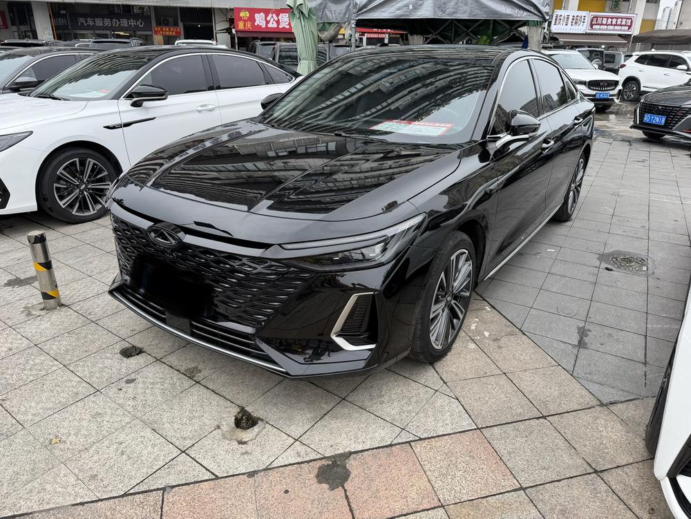 Chery Arrizo 8