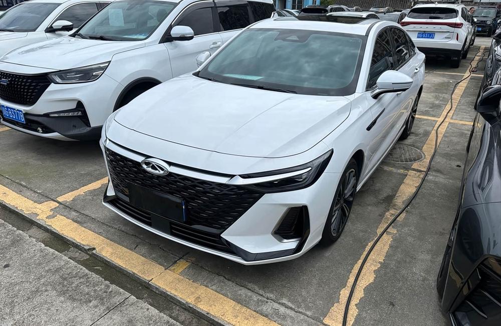 Chery Arrizo 8
