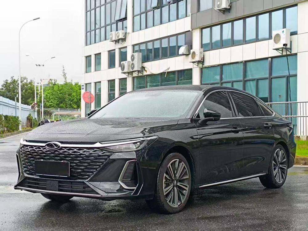 Chery Arrizo 8