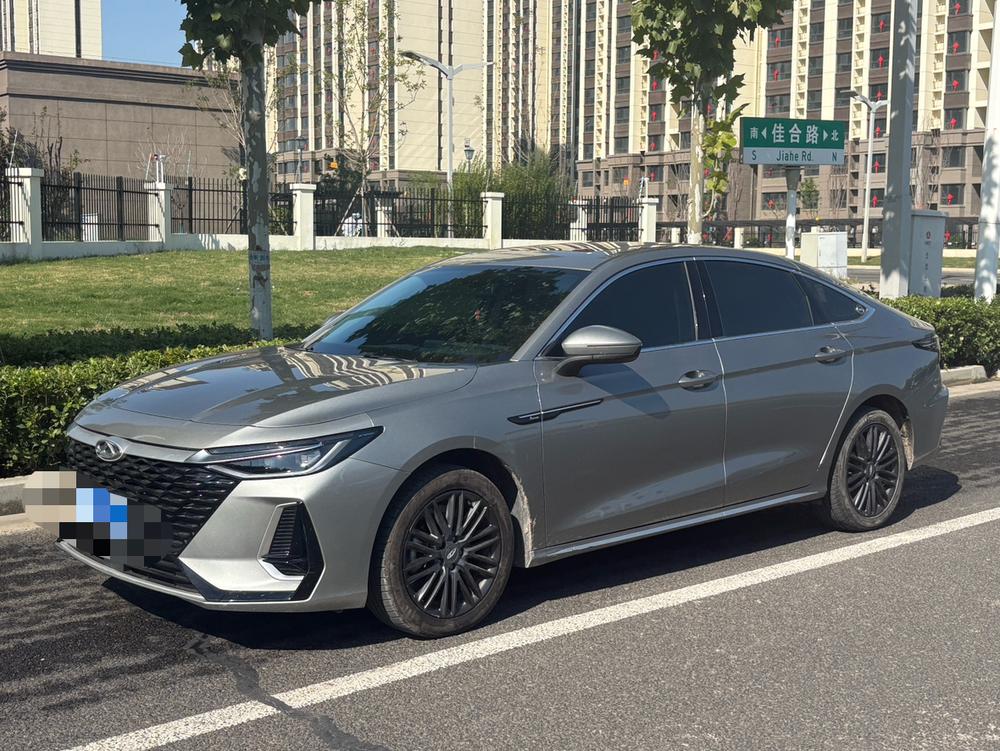 Chery Arrizo 8