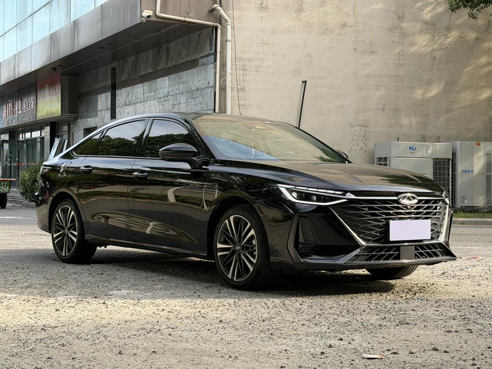 Chery Arrizo 8