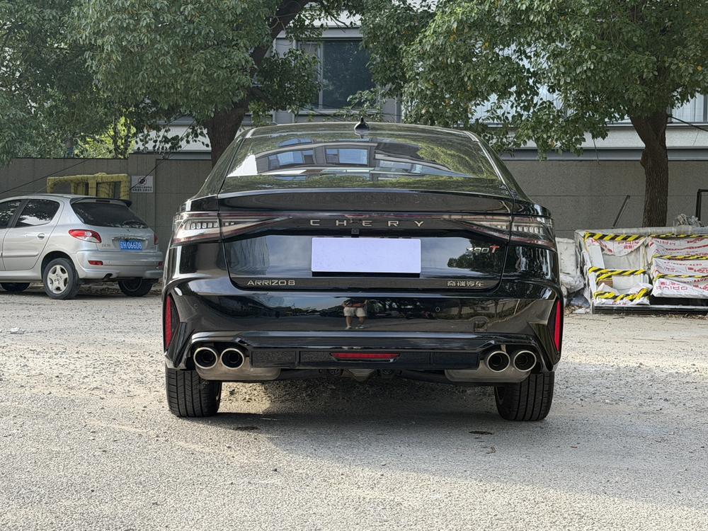 Chery Arrizo 8