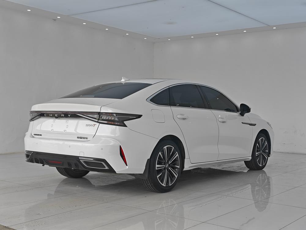 Chery Arrizo 8