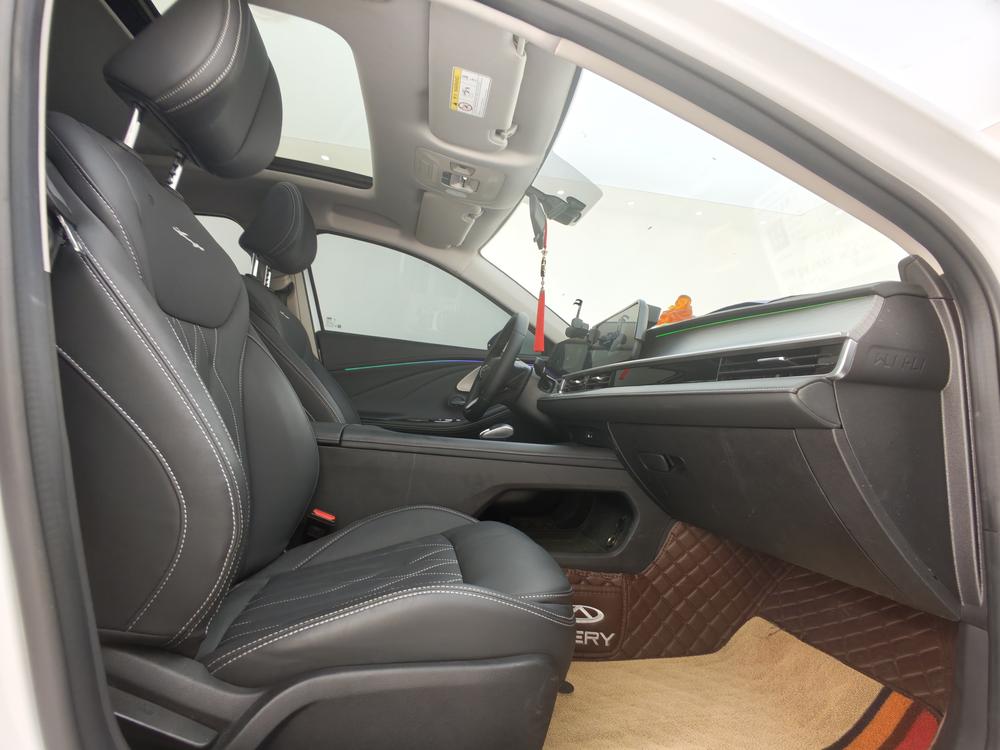 Chery Arrizo 8