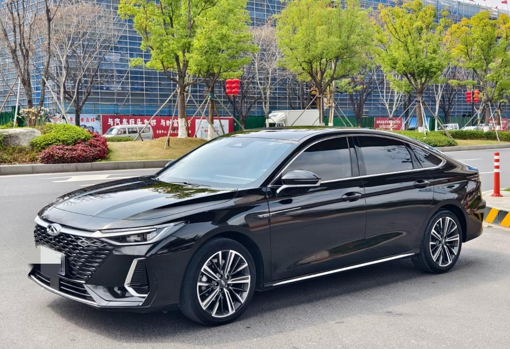 Chery Arrizo 8