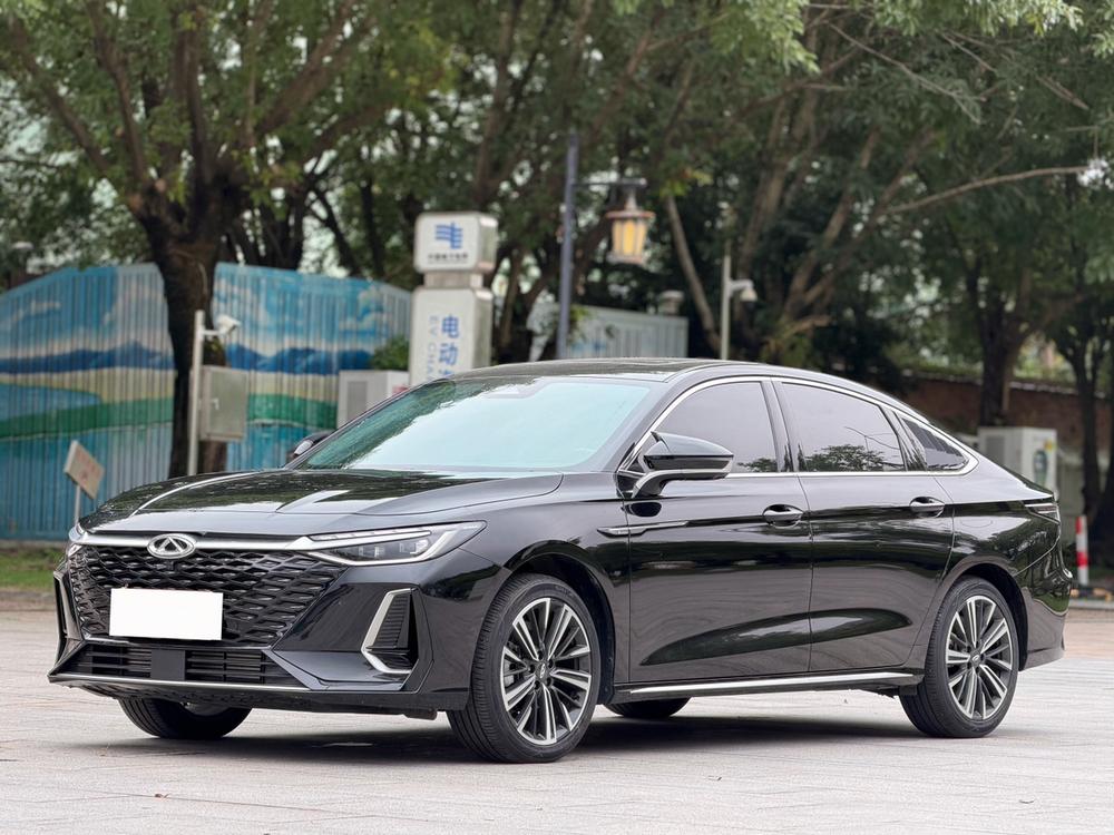 Chery Arrizo 8