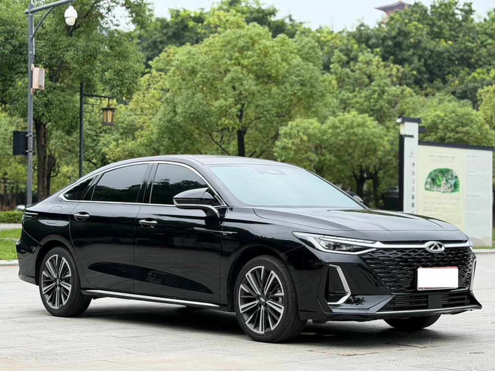 Chery Arrizo 8